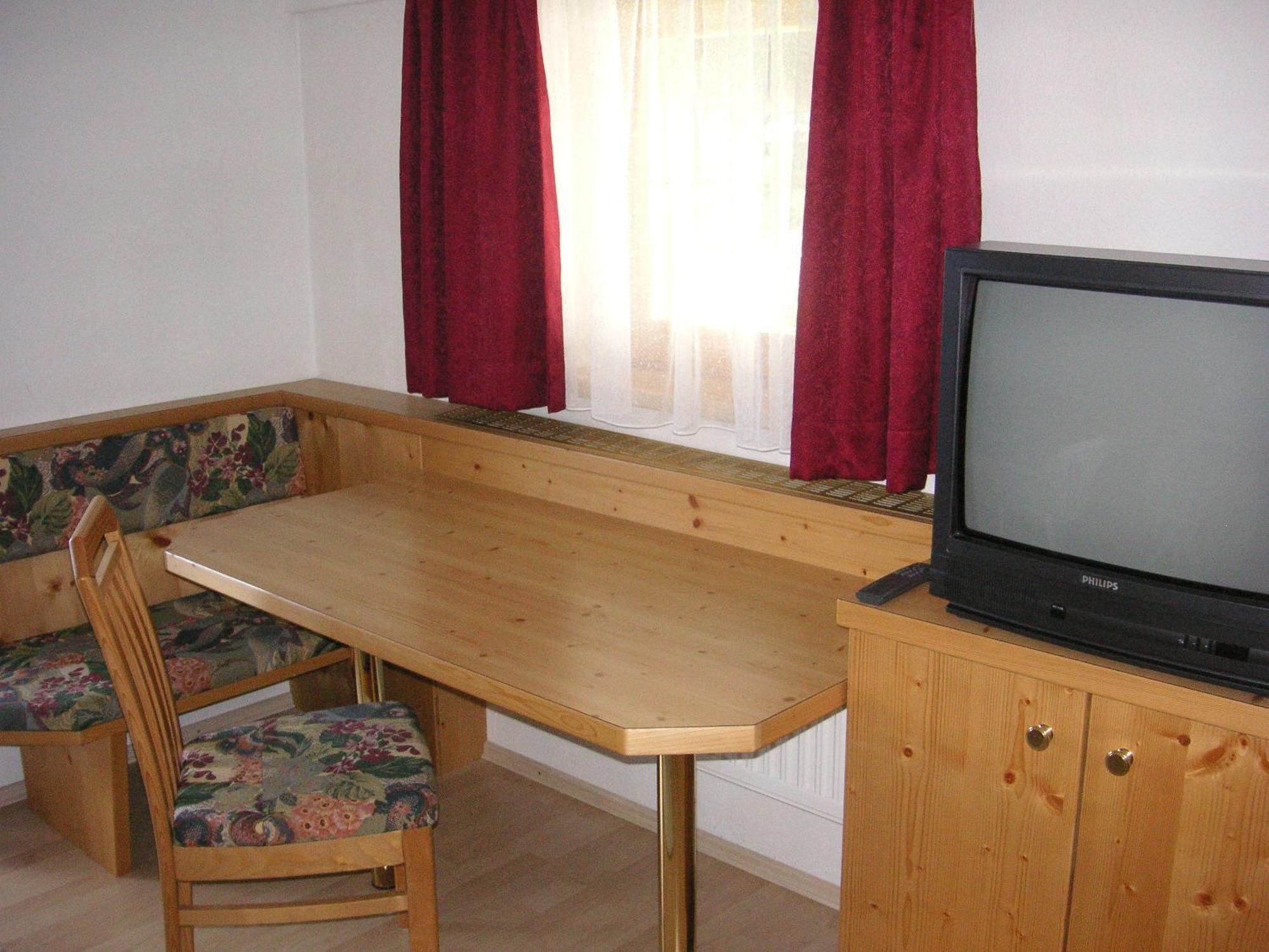 Gaestehaus Manuela - Familie Rantner Seefeld in Tirol Room photo